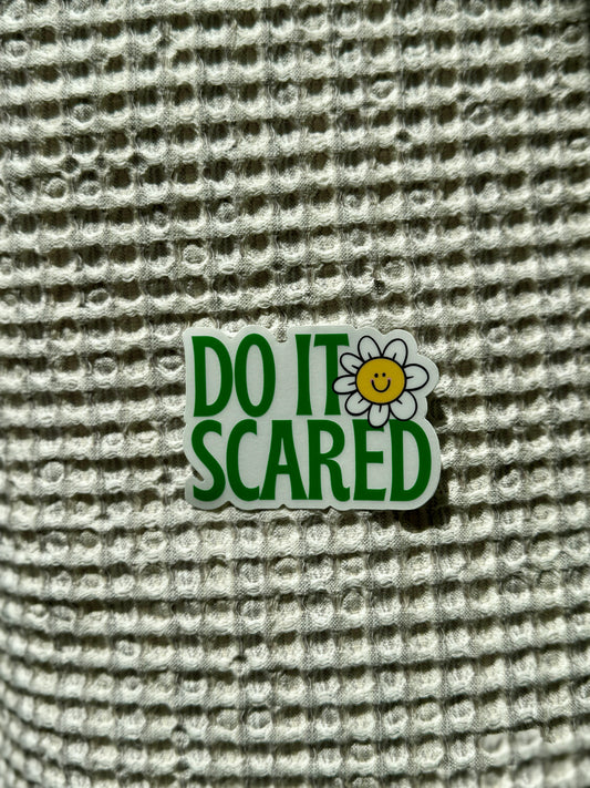 green daisy sticker